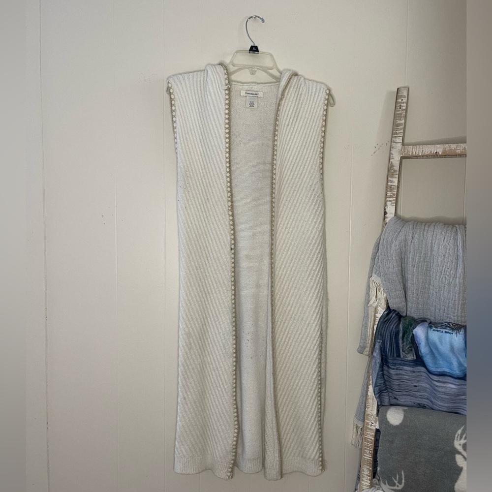 Francesca’s White Hooded Cardigan - One Size, Gently Worn with Side Slits